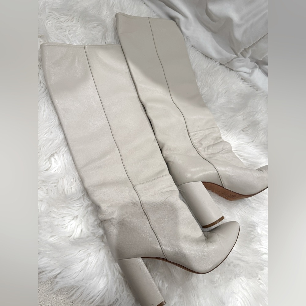 TORAL Sofia Boot in Off White